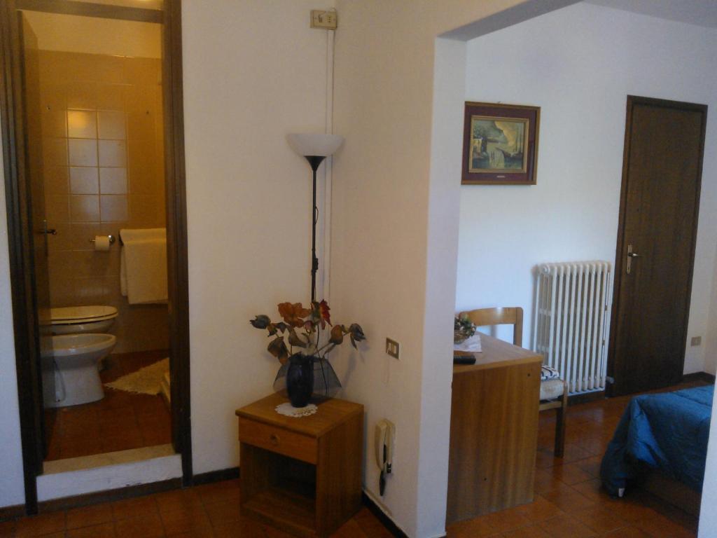 Villa Bredina Sale Marasino Chambre photo