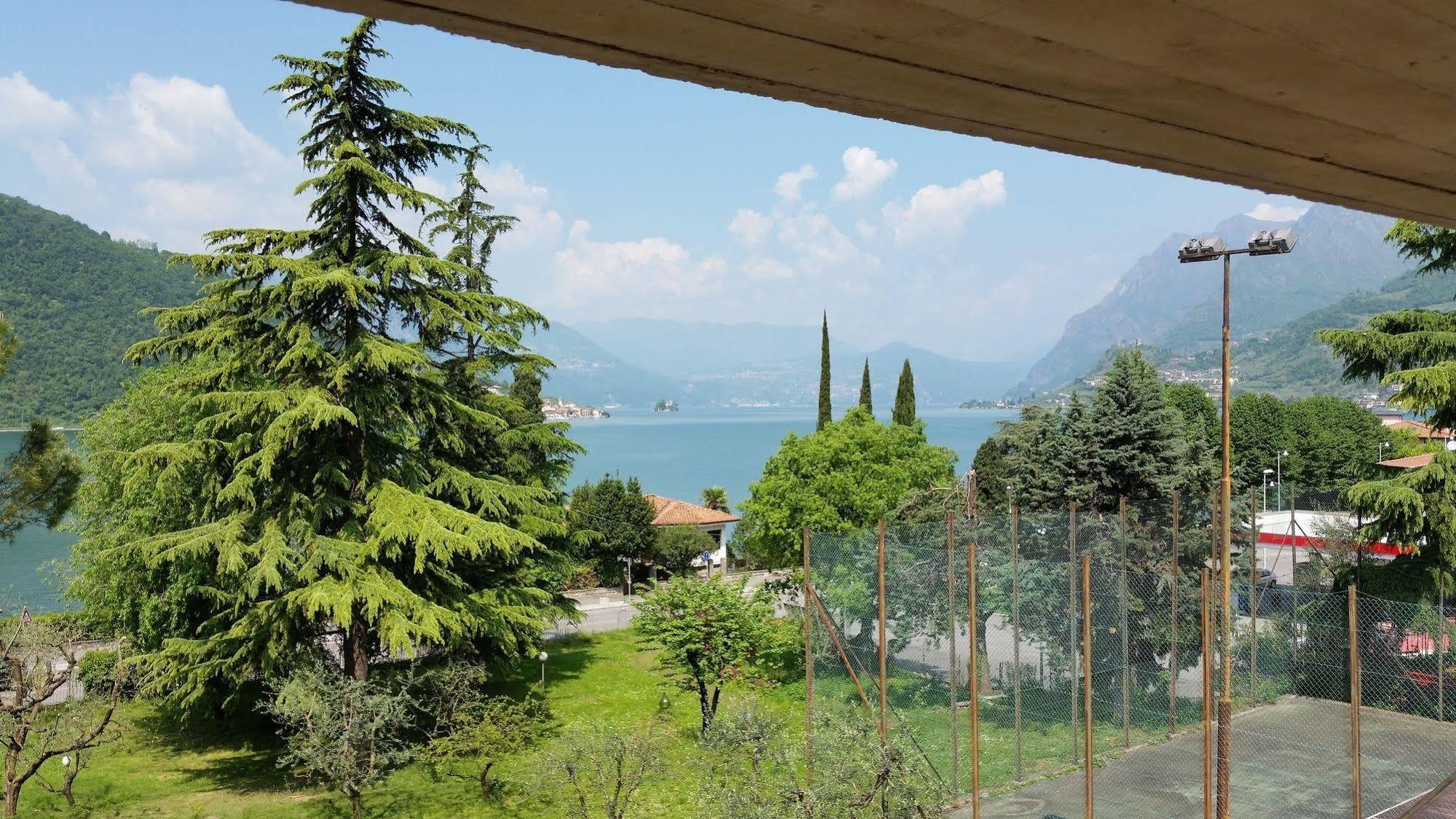 Villa Bredina Sale Marasino Extérieur photo